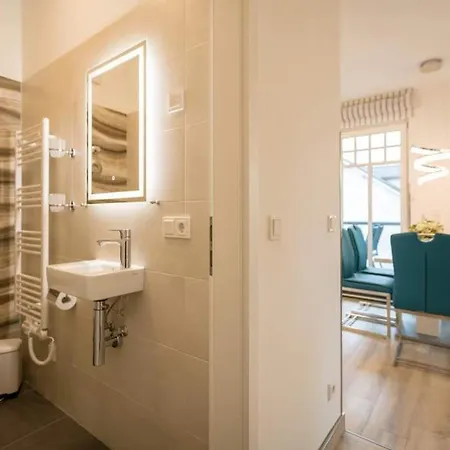 Westendpalais App 12 Апартаменты *